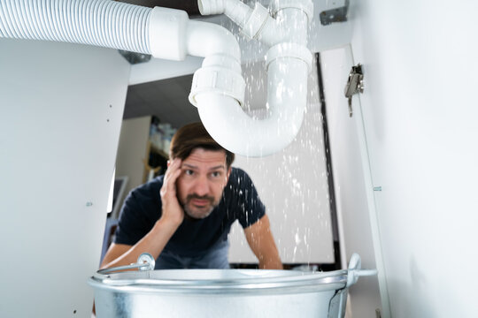 choosing between wired and wireless leak sensors