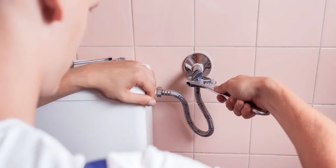 detecting leaks in sprinkler systems