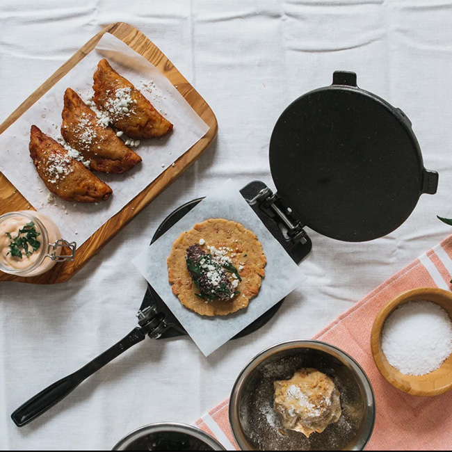 how to oil a cast iron tortilla press How to Oil a Cast Iron Tortilla Press: Best Oils and Techniques