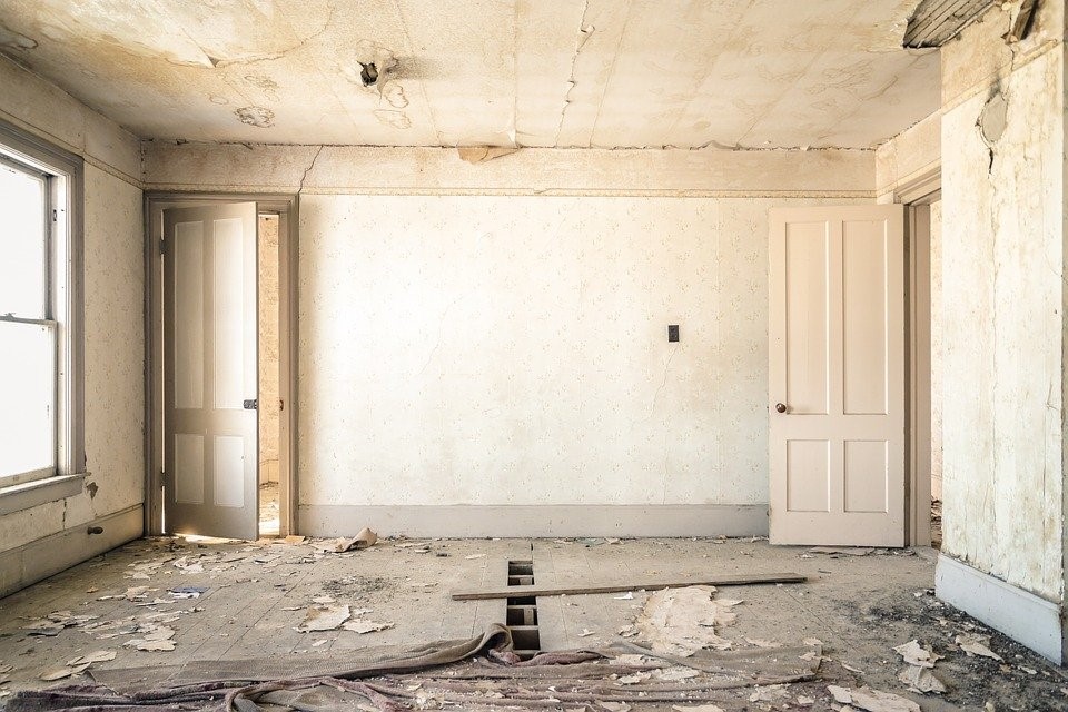 how to remove moisture from walls How to Remove Moisture From Walls