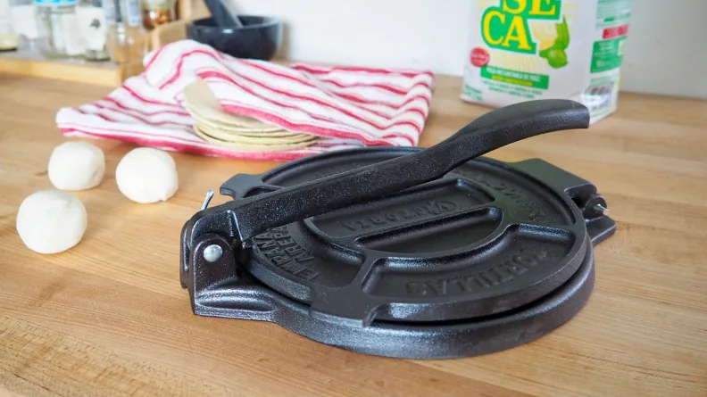 How to Press Tortillas for Gorditas de Azucar: Sweet Dough Tips