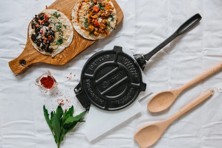 How to Press Tortillas Without Breaking Them: Troubleshooting